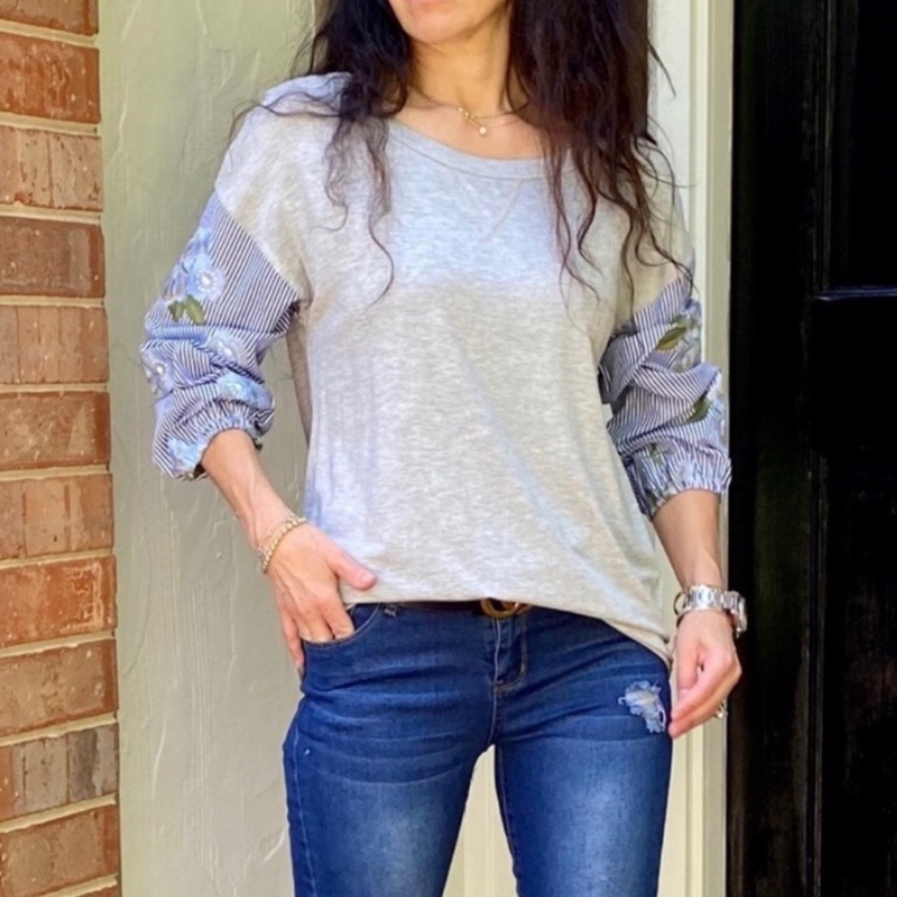 NWT Les Amis Contrast Sleeves tunic top Size Medium